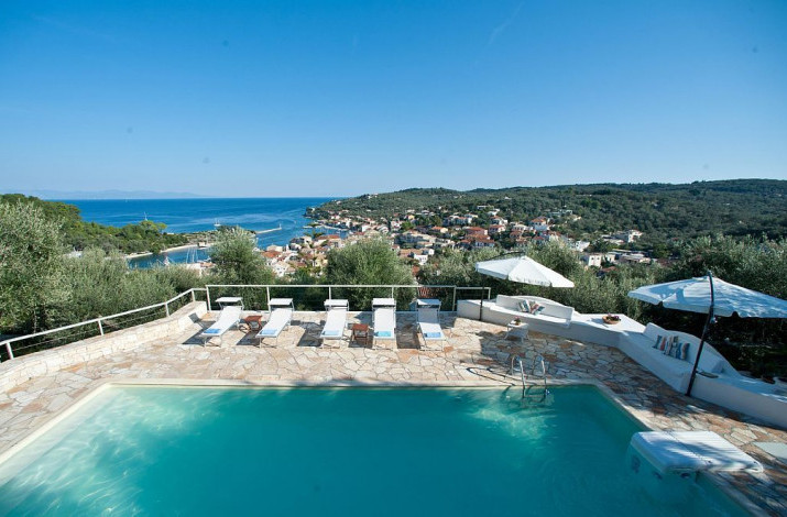 Bouganvillea Apartments, Gaios. Paxos