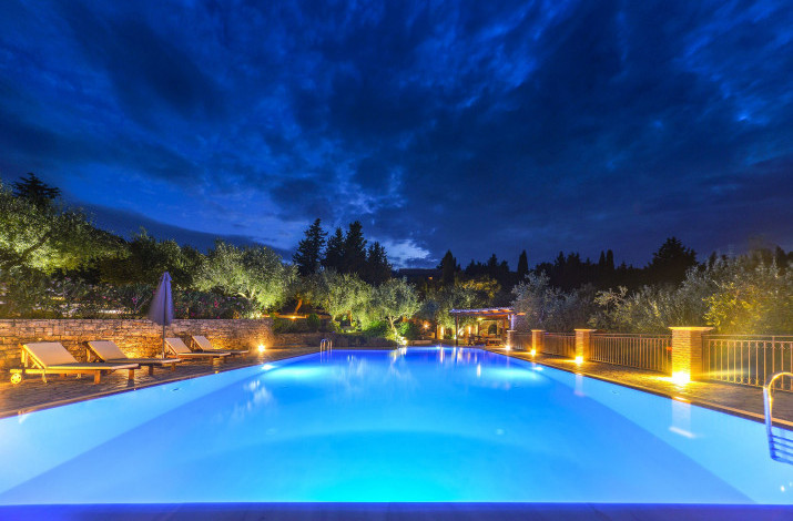 Bella Vista Villas & Suites, Gaios