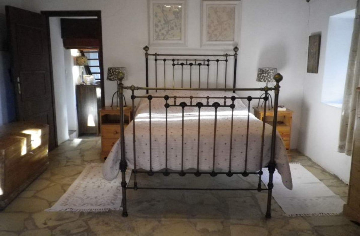 Villa Shu Shu, Magazia