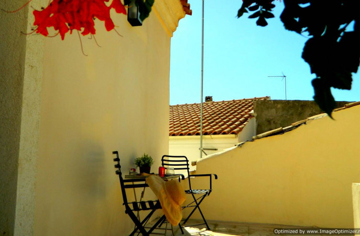 Village Life Penthouse, Gaios